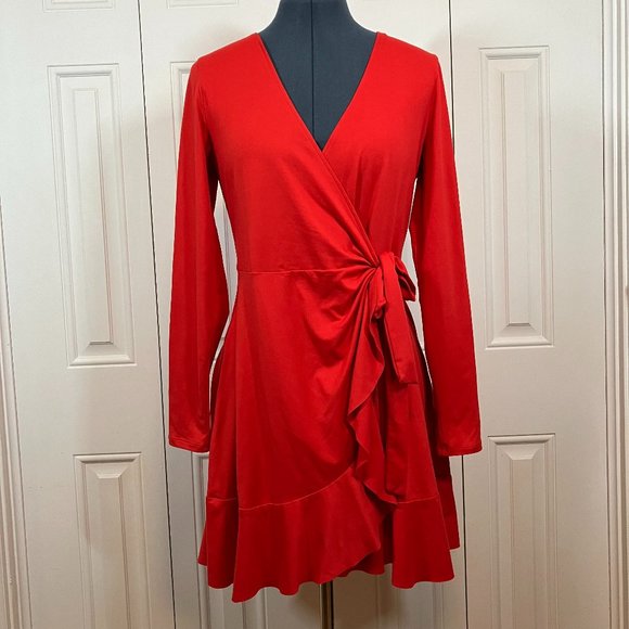 H&M Dresses & Skirts - H&M Divided Red Wrap Dress Size 8